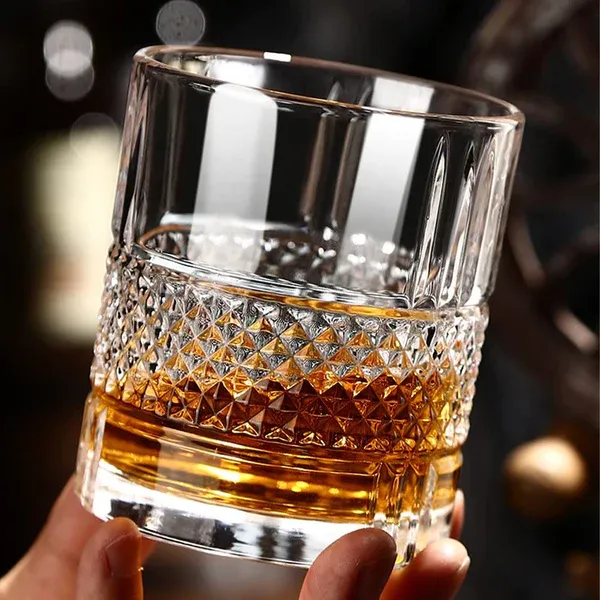Stylish_Crystal_Whiskey_Glass_-_310ml