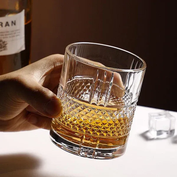 Diamond_Whiskey_Glass,_350_ml