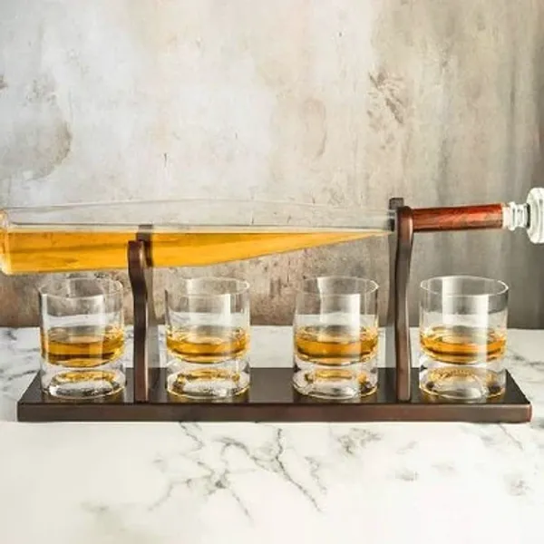 Baseball_Bat_Decanter_With_4_Baseball_Whiskey_Glasses_And_Stand_-_750ml