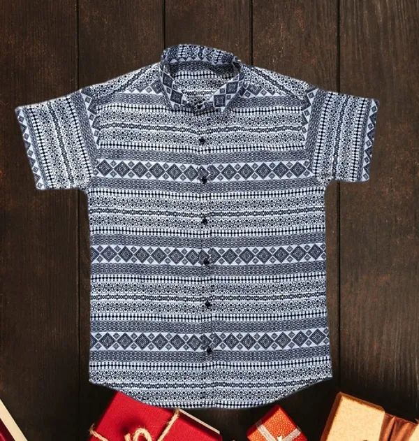 White_&_Black_Cotton_Blend_Striped_Half_Sleeve_Casual_Wear_Shirt