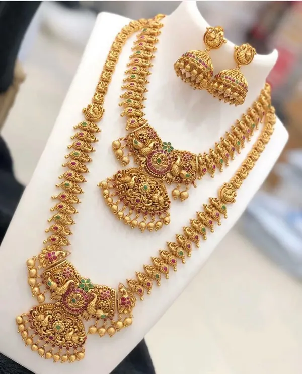 Latest Big Leaf Gold Kerala Necklace Designs Shop Online NCKN3108