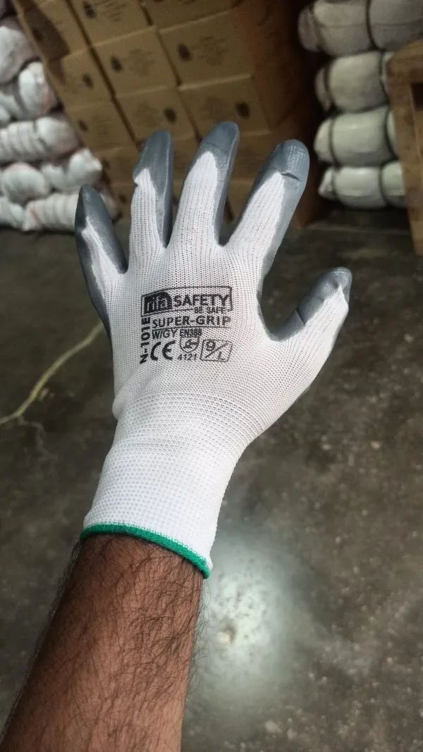 Nitrile_Coated_Hand_Gloves