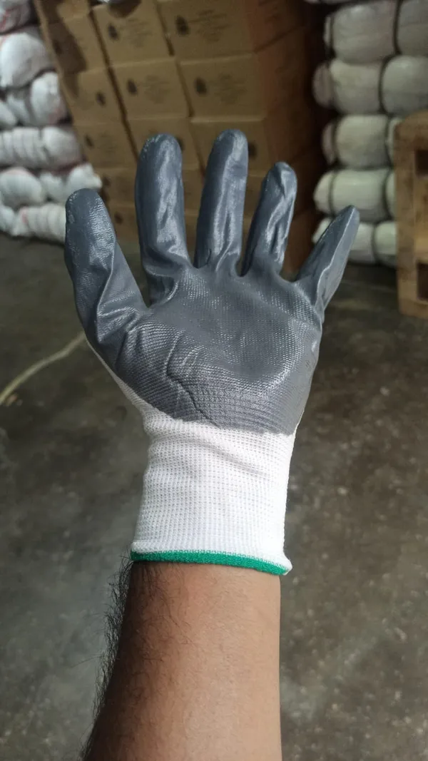 Nitrile_Coated_Hand_Gloves