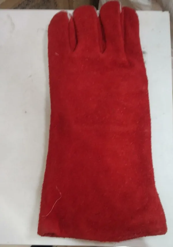 Leather_Gloves_(Red_-_Free_Size)