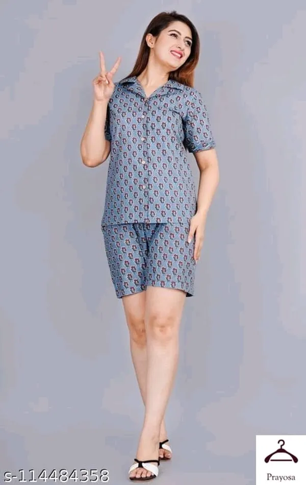 https://cdn-image.blitzshopdeck.in/ShopdeckCatalogue/tr:f-webp,w-600,fo-auto/64e09dcc03c6b50012d8218f/media/Cotton_Printed_Short_Night_Suit_VNNCSN2CLD_2024-02-20_1.jpg__Trendme