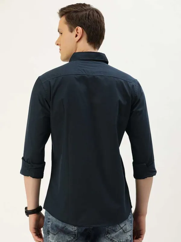 Blue_Pure_Cotton_Solid_Casual_Slim_fit_Shirt_for_Men