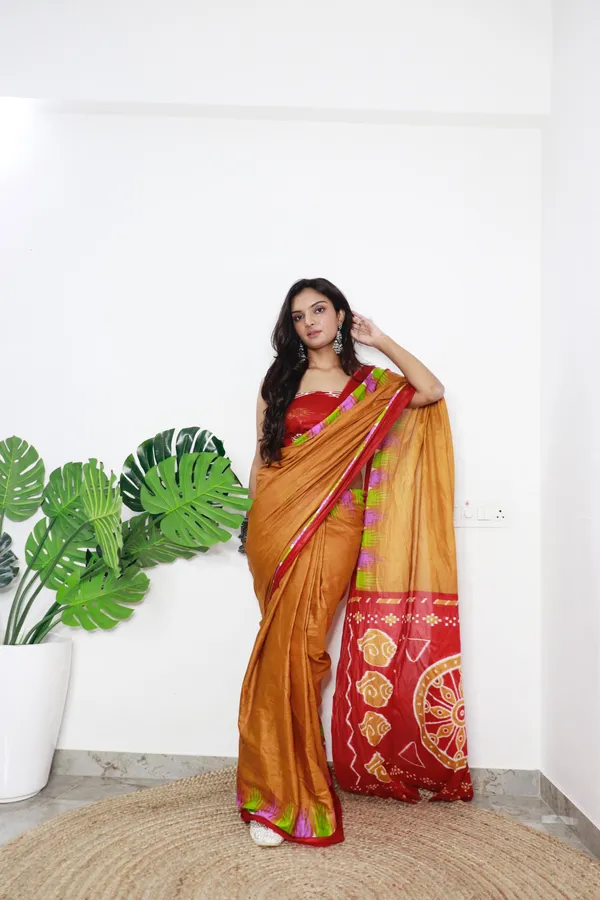 Orange_Ikkat_Print_Pure_mul_Cotton_Saree_With_Blouse_Piece_with_Unstiched_Blouse_Fabric