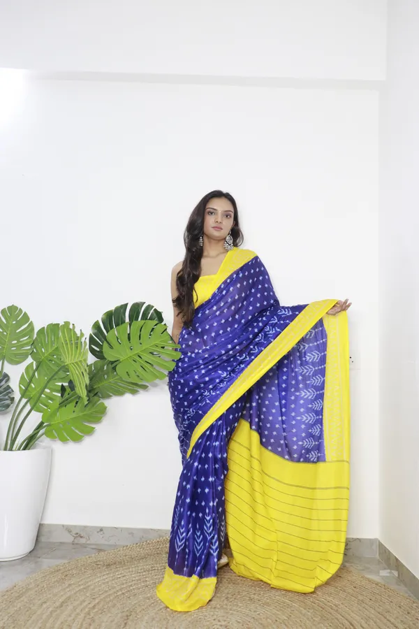 Blue_Yellow_Ikkat_Print_Pure_mul_Cotton_Saree_With_Blouse_Piece_with_Unstiched_Blouse_Fabric