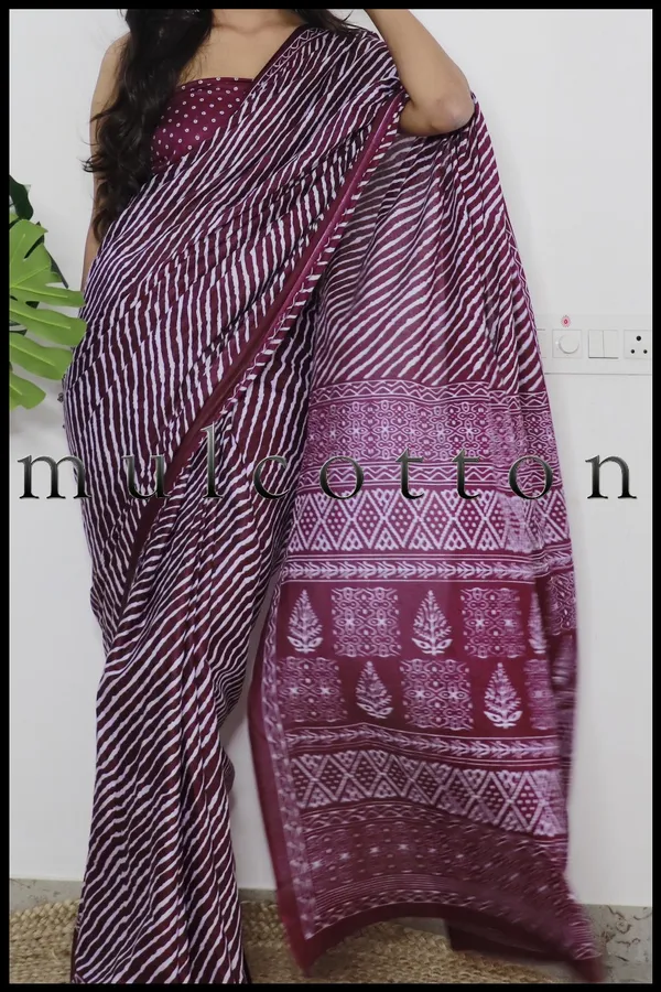 Wine_Hand_Leriya_Print_Pure_mul_Cotton_Saree_With_Blouse_Piece_with_Unstiched_Blouse_Fabric