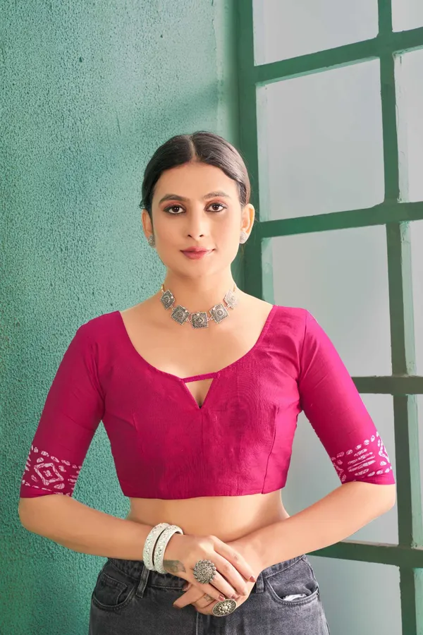 Ikkat_Print_Pure_Soft_Cotton_saree_With_Blouse_Piece