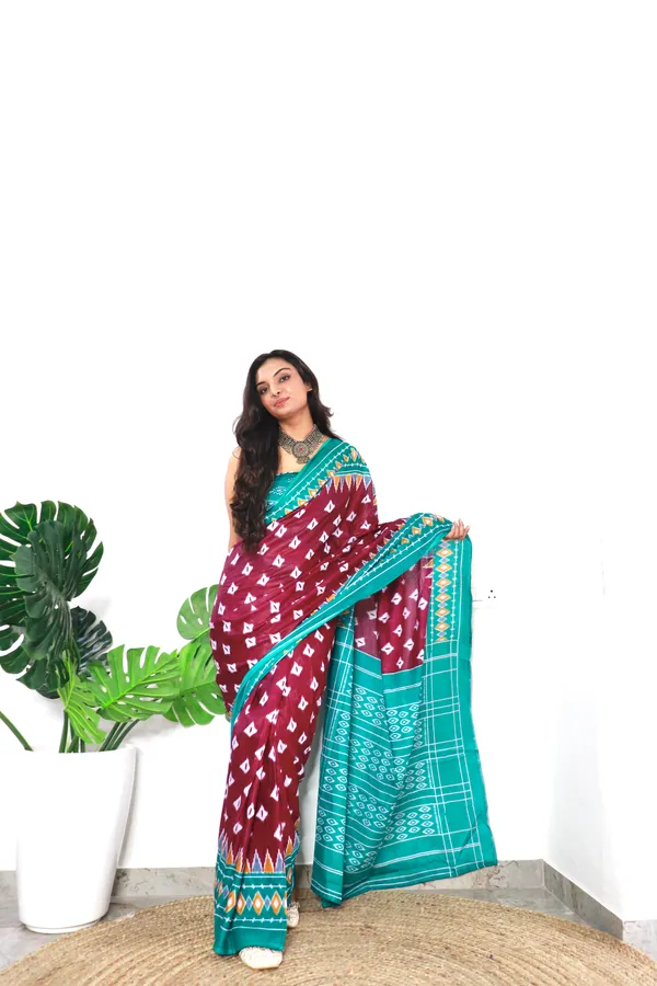 Sudarshan_Ikkat_Print_Pure_mul_Cotton_Saree_With_Blouse_Piece_with_Unstiched_Blouse_Fabric