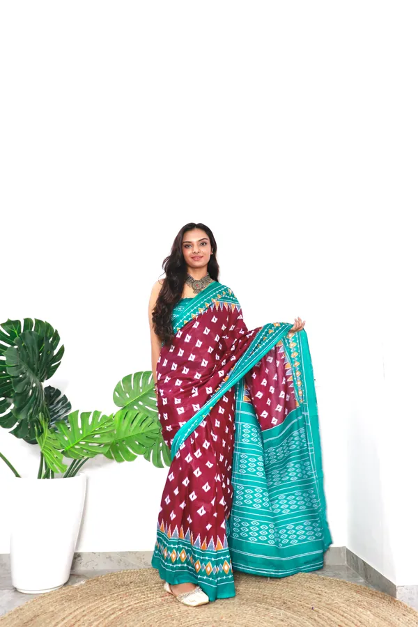 Sudarshan_Ikkat_Print_Pure_mul_Cotton_Saree_With_Blouse_Piece_with_Unstiched_Blouse_Fabric