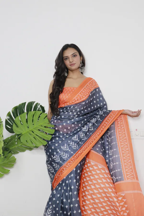 Maroon_Ikkat_Print_Pure_mul_Cotton_Saree_With_Blouse_Piece_with_Unstiched_Blouse_Fabric