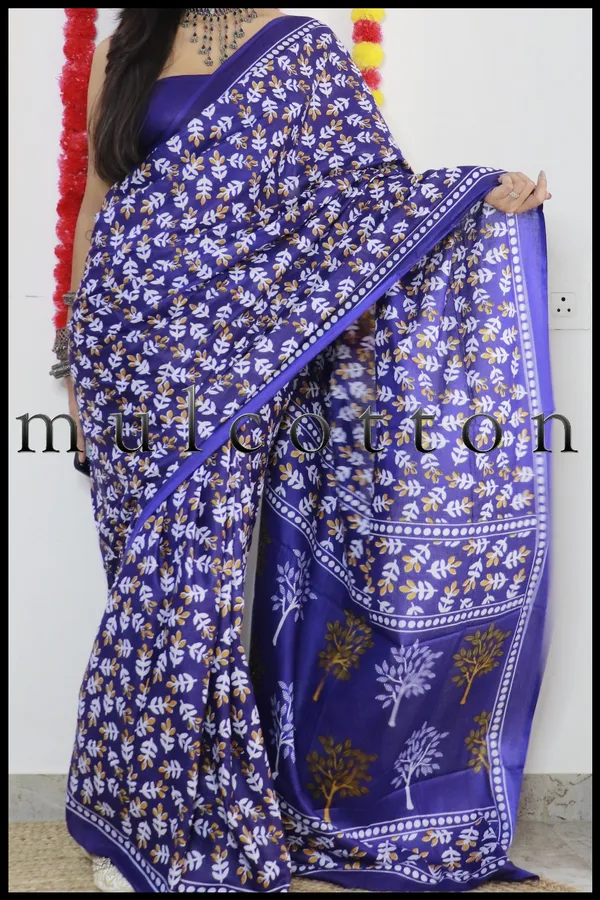 Blue_Ikkat_Print_Pure_mul_Cotton_Saree_With_Blouse_Piece_with_Unstiched_Blouse_Fabric