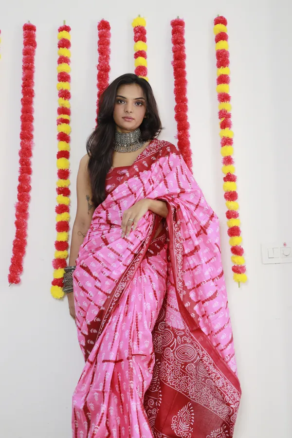 Pink_Hand_Shibori_Print_Pure_mul_Cotton_Saree_With_Blouse_Piece_with_Unstiched_Blouse_Fabric