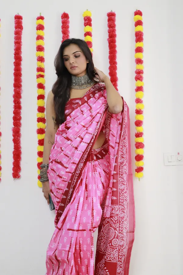 Pink_Hand_Shibori_Print_Pure_mul_Cotton_Saree_With_Blouse_Piece_with_Unstiched_Blouse_Fabric