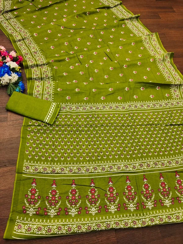 Light_Green_Hand_Block_Print_Pure_mul_Cotton_Saree_With_Blouse_Piece_with_Unstiched_Blouse_Fabric