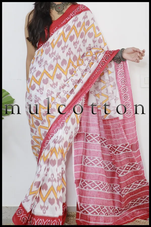 Maroon_Ikkat_Print_Pure_mul_Cotton_Saree_With_Blouse_Piece_with_Unstiched_Blouse_Fabric