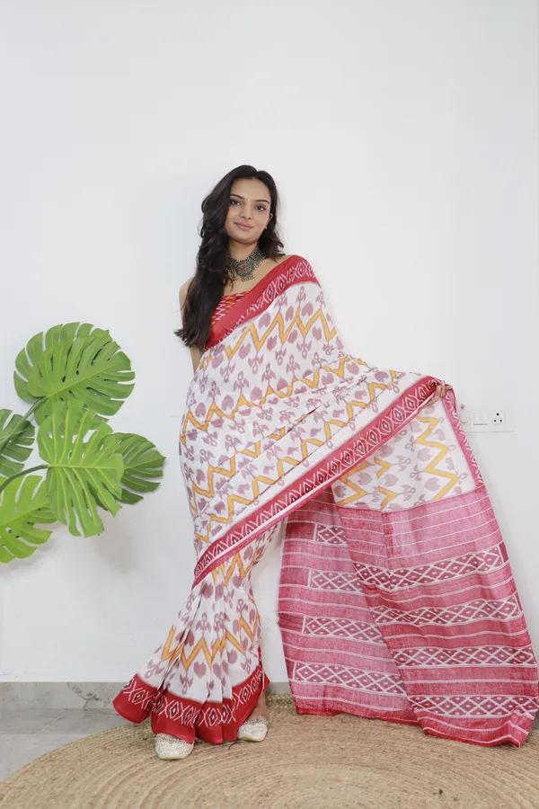 Maroon_Ikkat_Print_Pure_mul_Cotton_Saree_With_Blouse_Piece_with_Unstiched_Blouse_Fabric