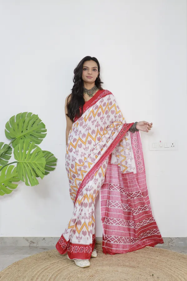 Maroon_Ikkat_Print_Pure_mul_Cotton_Saree_With_Blouse_Piece_with_Unstiched_Blouse_Fabric