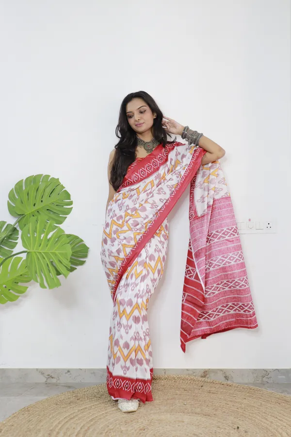 Maroon_Ikkat_Print_Pure_mul_Cotton_Saree_With_Blouse_Piece_with_Unstiched_Blouse_Fabric