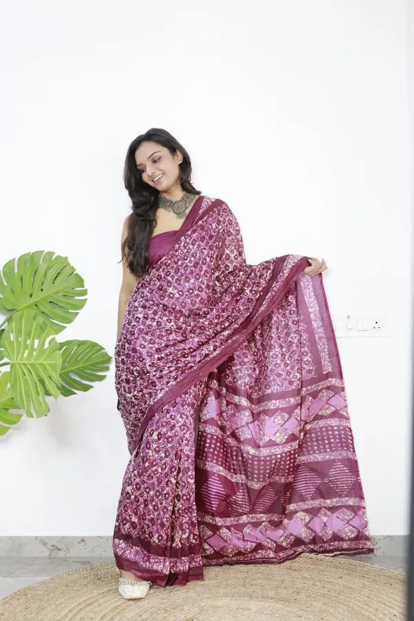Purple_hand_block_Print_Pure_mul_Cotton_Saree_With_Blouse_Piece_with_Unstiched_Blouse_Fabric