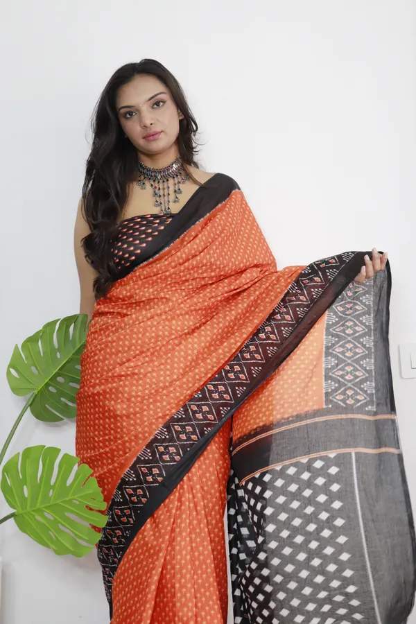 Ikkat_Print_Pure_mul_Cotton_Saree_With_Blouse_Piece_with_Unstiched_Blouse_Fabric