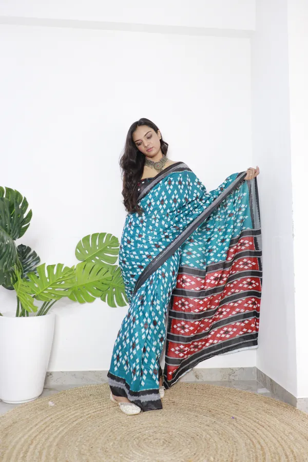 Teal_Ikkat_Print_Pure_mul_Cotton_Saree_With_Blouse_Piece_with_Unstiched_Blouse_Fabric