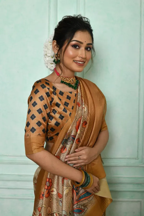 Beige_Soft_Tussar_Silk_Saree_With_Kalmkari_Print