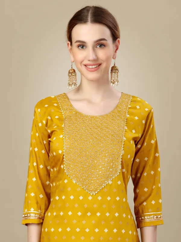 Golden_Silk_Blend_Kurta_Pant_Dupatta_Set_With_Embroidery_&_Sequence_Work