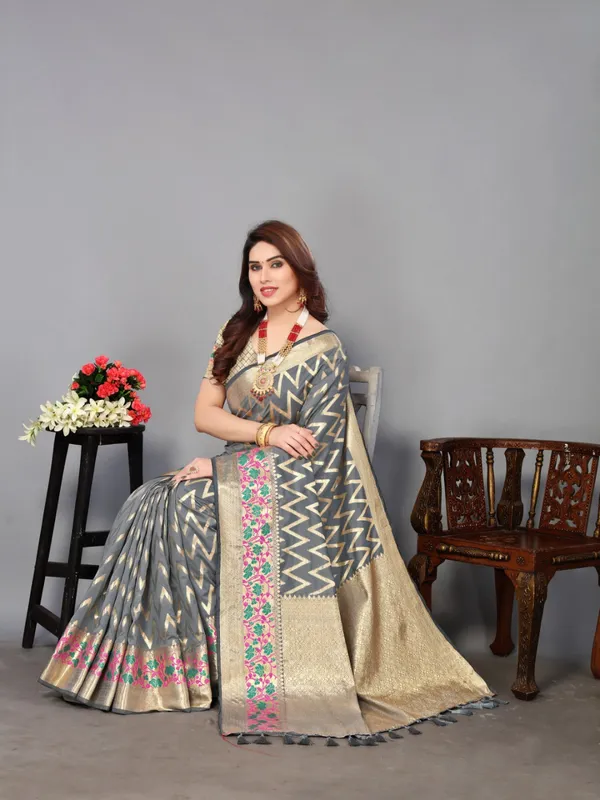 Gray_Soft_Banarasi_Silk_Saree_With_Zari_Weaving_Work