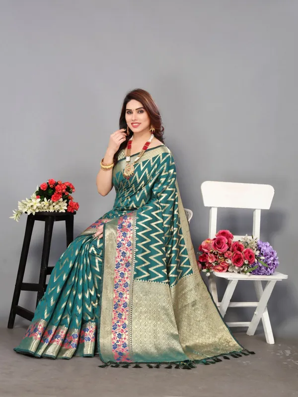 Green_Soft_Banarasi_Silk_Saree_With_Zari_Weaving_Work