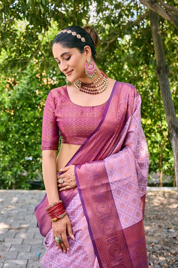 Lavender_Soft_Kanchipuram_Silk_Saree_With_Copper_Zari_Work