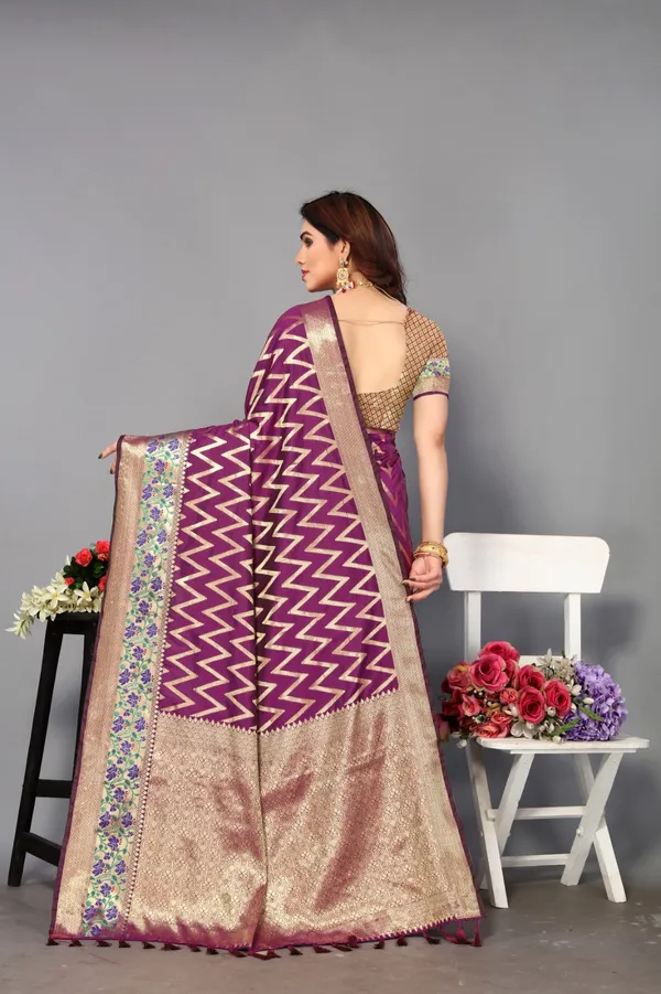 Magenta_Soft_Banarasi_Silk_Saree_With_Zari_Weaving_Work