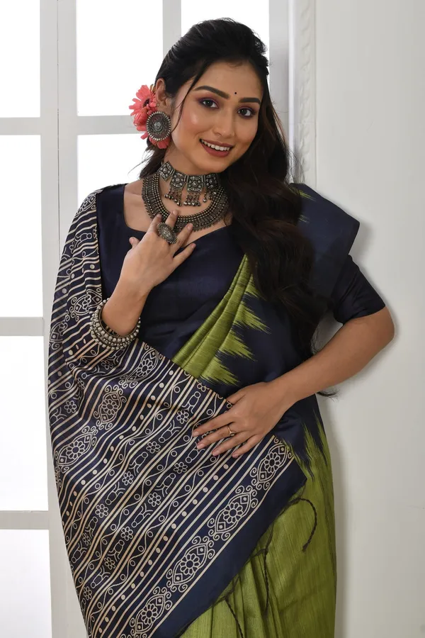 Mahendi_Green_Tussar_Silk_Saree_With_Printed_Work