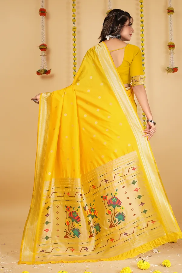 Yellow_Paithani_Silk_Saree_Crafted_with_Perfection_With_Blouse_Piece_Attached