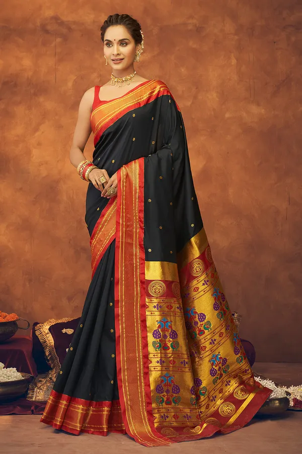 Black_Soft_Paithani_Saree_With_Gold_Zari