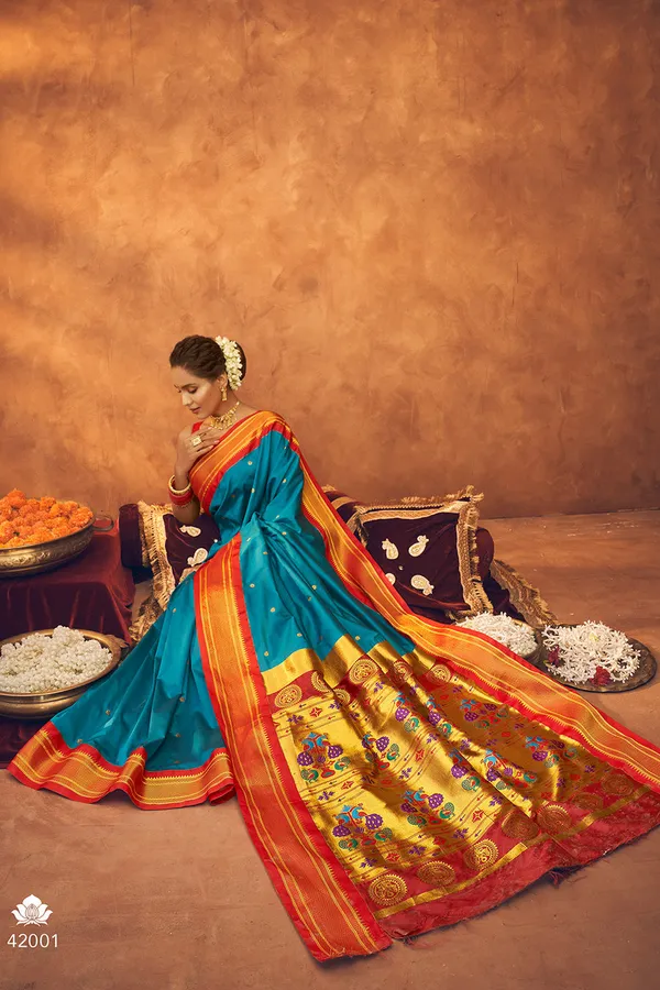 Firoji_Soft_Paithani_Saree_With_Gold_Zari
