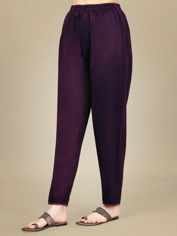 Purple_Silk_Blend_Kurta_Pant_Dupatta_Set_With_Embroidery_&_Sequence_Work