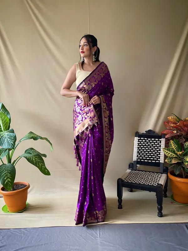 Purple_Soft_Banarasi_Silk_Saree_With_Golden_Zari_Weaving_Work_With_Blouse_Piece_Attached