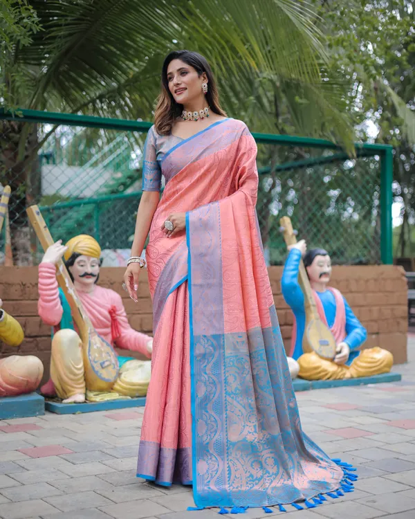 Peach_Fabulous_Kanjivaram_Silk_Saree_With_Blouse_Piece_Attached