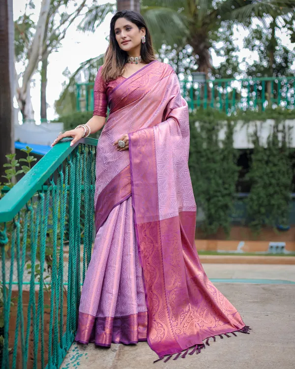 Levender_Kanjivaram_Silk_Saree_With_Copper_Zari_Work_With_Blouse_Piece_Attached