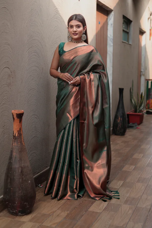 Green_Kanjivaram_Silk_Saree_with_Heavy_Copper_Zari_Work_-_Timeless_Elegance_With_Blouse_Piece_Attached