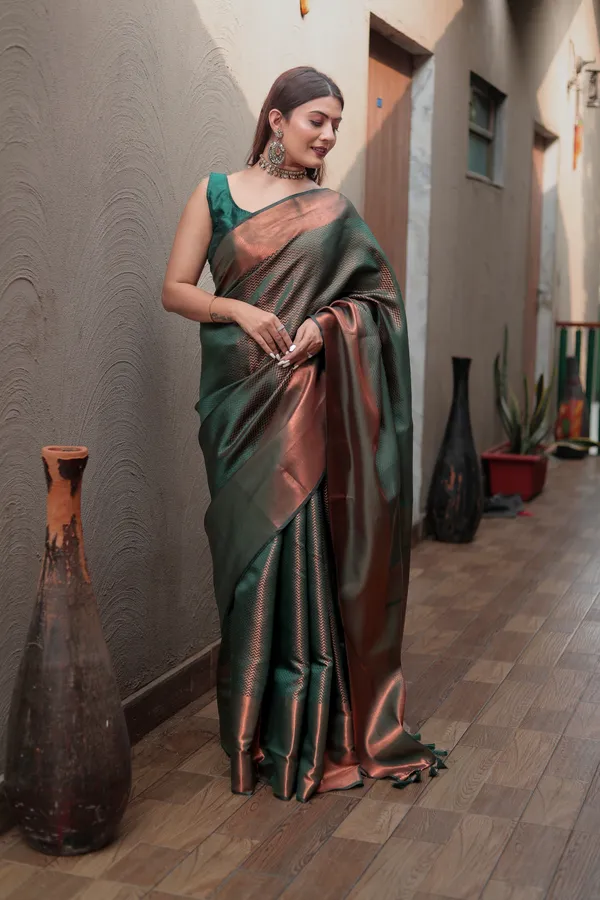 Green_Kanjivaram_Silk_Saree_with_Heavy_Copper_Zari_Work_-_Timeless_Elegance_With_Blouse_Piece_Attached