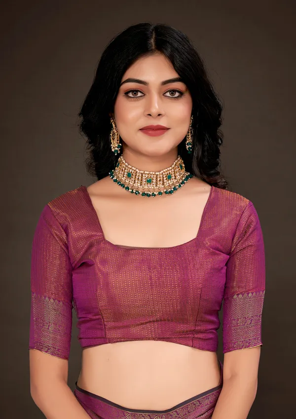 Magenta_Luxurious_Kanjivaram_Silk_Saree_Weave_of_Royalty_With_Blouse_Piece_Attached
