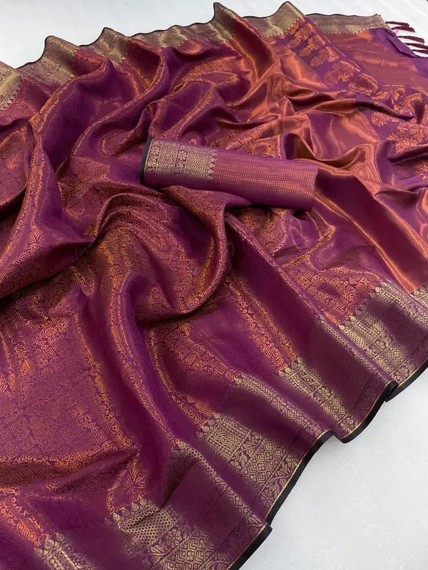 Magenta_Luxurious_Kanjivaram_Silk_Saree_Weave_of_Royalty_With_Blouse_Piece_Attached