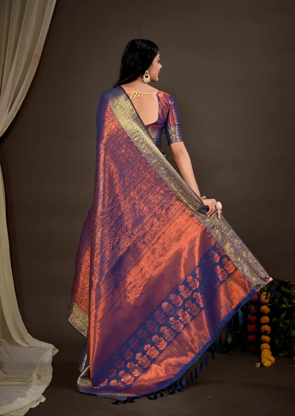 Purple_Luxurious_Kanjivaram_Silk_Saree_Weave_of_Royalty_With_Blouse_Piece_Attached