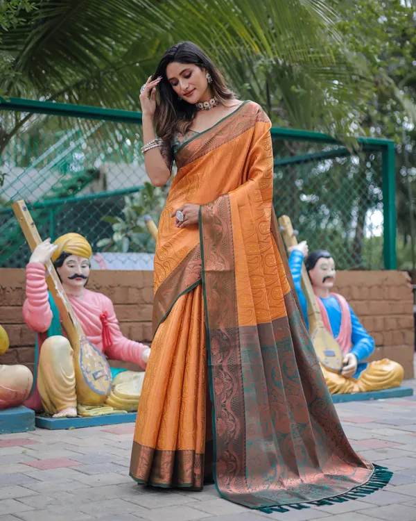 Yellow_Fabulous_Kanjivaram_Silk_Saree_With_Blouse_Piece_Attached