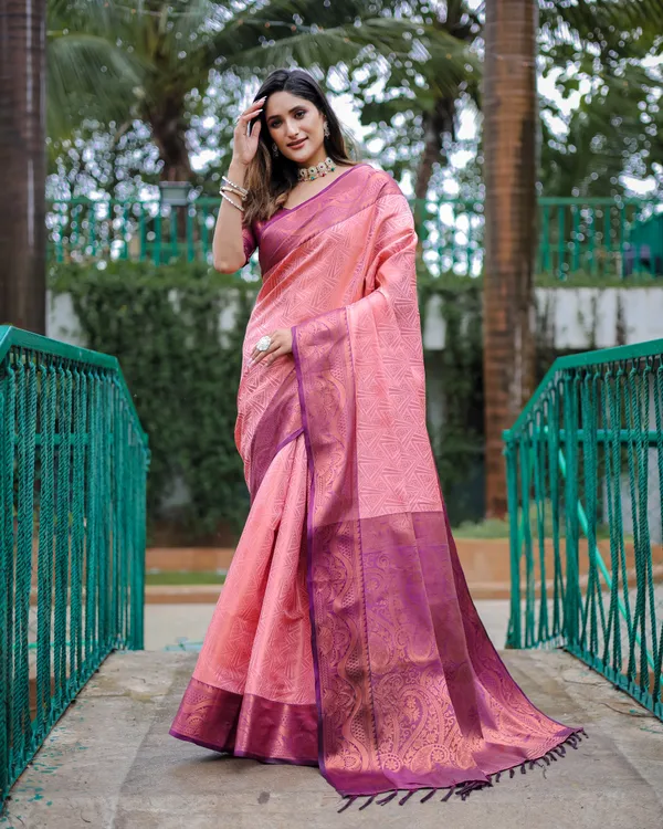 Pink_Kanjivaram_Silk_Saree_With_Copper_Zari_Work_With_Blouse_Piece_Attached