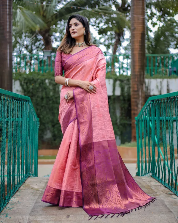 Pink_Kanjivaram_Silk_Saree_With_Copper_Zari_Work_With_Blouse_Piece_Attached